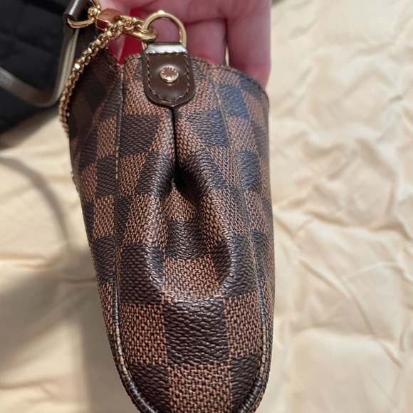 LV Cross Body Bag - Picture 9 of 11